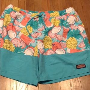 Men’s vineyard vines swim trunks